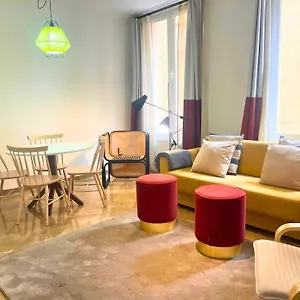 Apartamento Home4u Gran Via Luxury, Granada