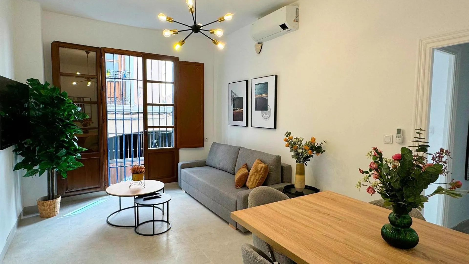 Apartamentos Plaza San Agustin 3000 Granada