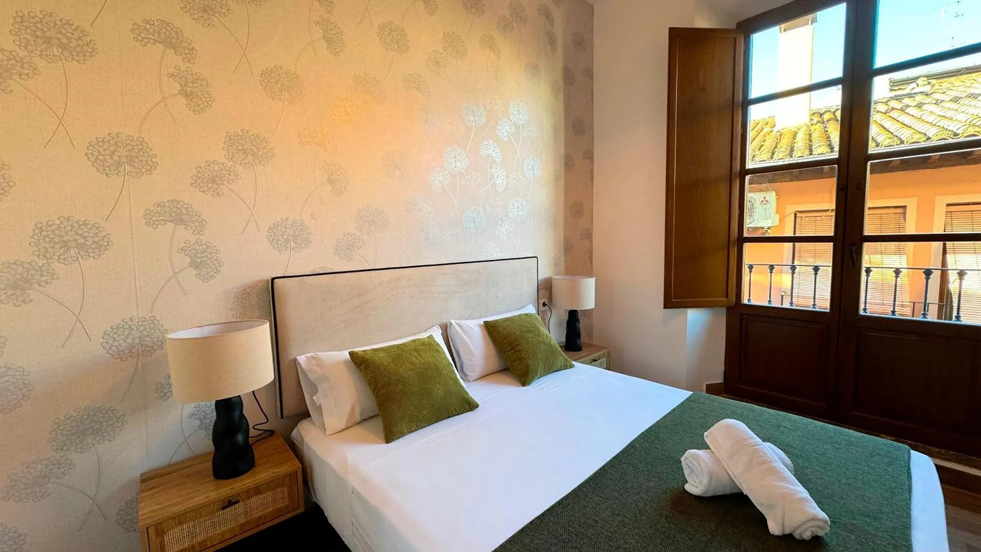 Apartamentos Plaza San Agustin 3000 location