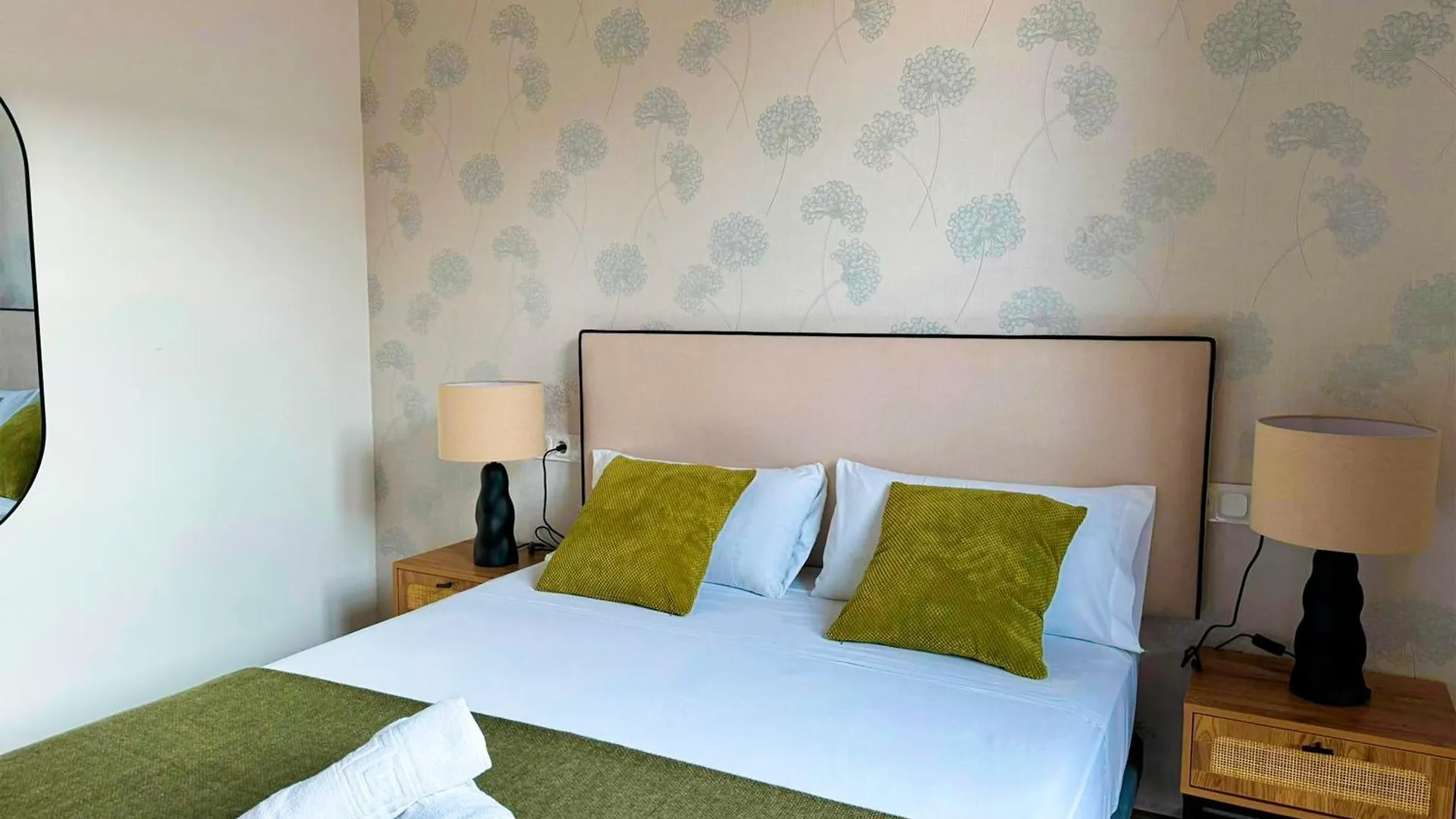 Apartamentos Plaza San Agustin 3000 Granada Spain