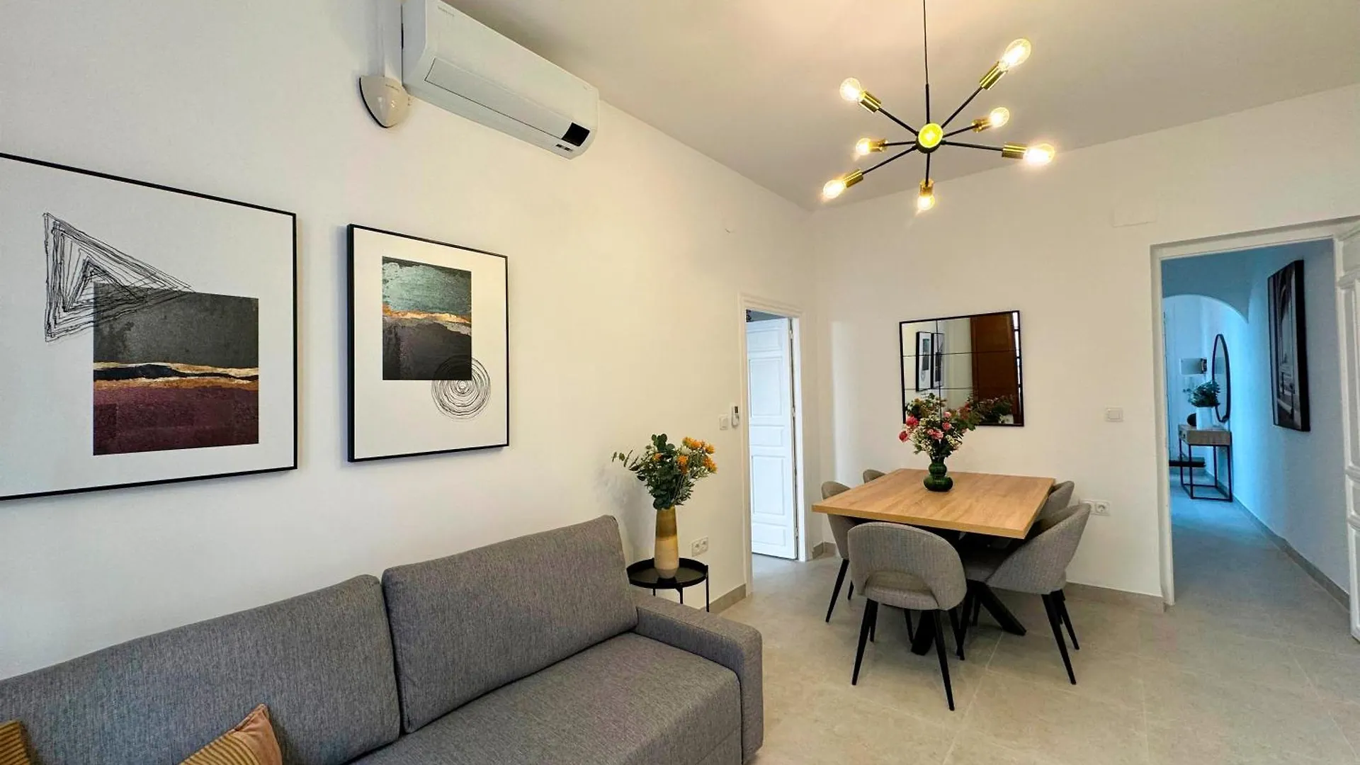 Apartamentos Plaza San Agustin 3000 Granada